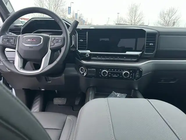 2026 GMC Sierra 2500HD SLT in Cars & Trucks in Regina - Image 22
