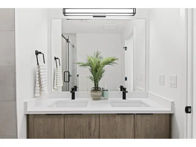 4 1959 165A STREET Surrey, British Columbia in Condos for Sale in Tricities/Pitt/Maple - Image 15