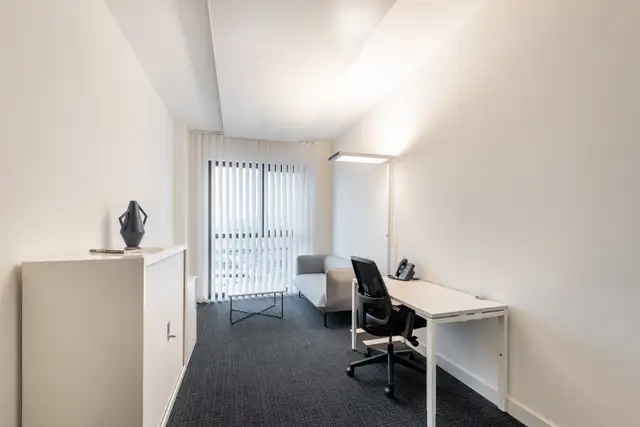 Office space for rent for 3 persons in London City Centre62863763282179122