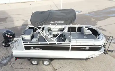 $1K- NO PAY TIL SPRING! Lock-in Guaranteed Best Price of the Year! PICK UP YOUR NEW BOAT IN THE SPRI...