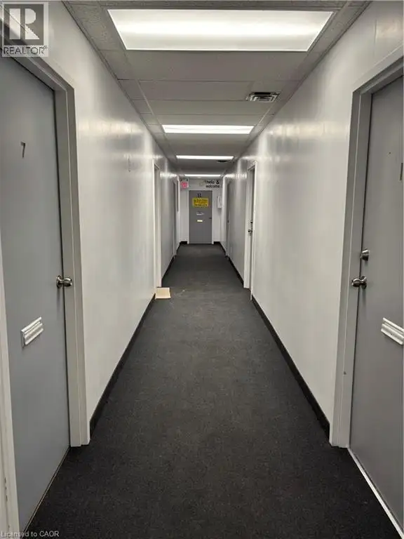 185 PLAINS Road E Unit# 7 Burlington, Ontario in Commercial & Office Space for Rent in Oakville / Halton Region - Image 4