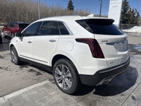 | UltraView Power Sunroof | Head-Up Display | HD Surround Vision | Wireless Charging | Heated Front... (image 5)