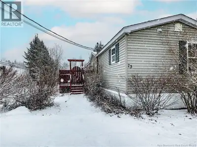 Situated in the desirable Domaine Dover Park in Dieppe, this beautiful three-bedroom, two-bathroom m...