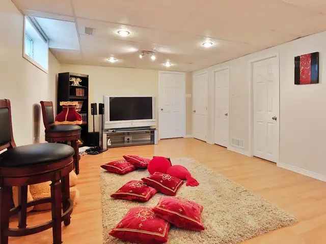 4 Bedroom + 2/House/Yard/For Rent/Ottawa in Long Term Rentals in Ottawa - Image 19