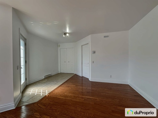 $335,000 - Condominium for sale in Val-Belair — photo 2