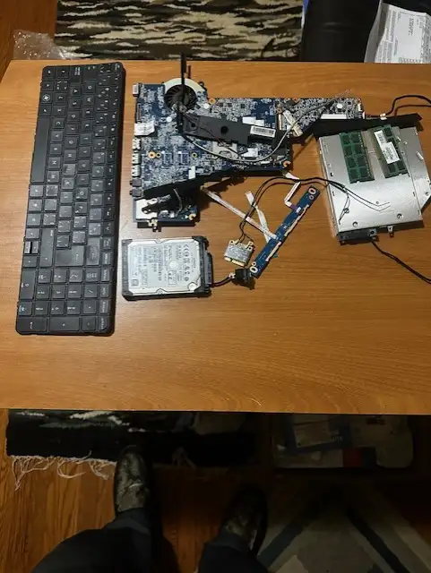 Parts for laptops in Laptops in Mississauga / Peel Region - Image 2