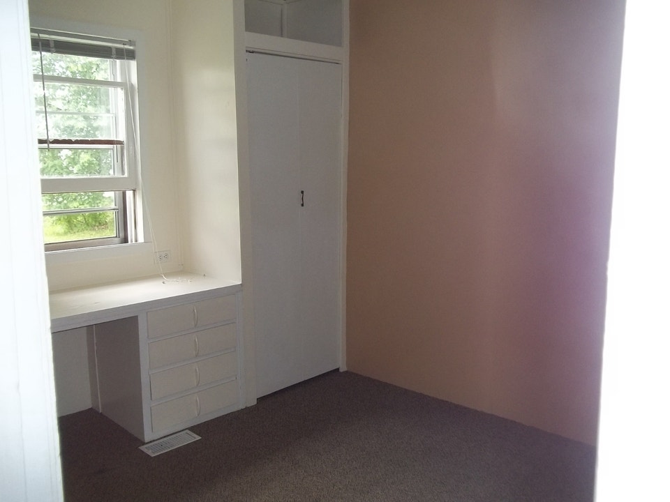 THREE BEDROOM HOME WITH GARAGE 3