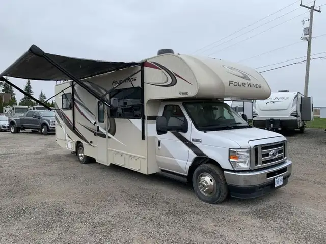 2021 Thor Motor Coach four winds 28z