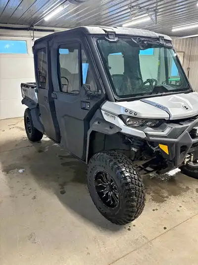 APPLY NOW: https://www.ridecollective.ca/get-pre-approved 2021 CAN-AM DEFENDER LIMITED • Rotax engin...