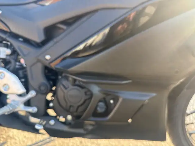 2023 Yamaha YZF-R3 ~ YAMAHA R3 ~ ABS ~ COOL BIKE ~ ONLY 18KMS ~ in Street, Cruisers & Choppers in City of Toronto - Image 26