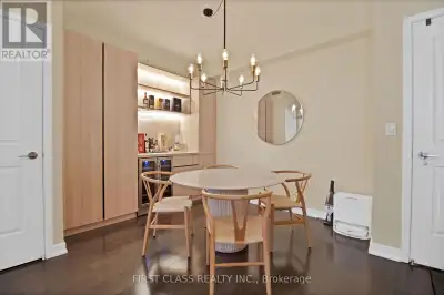 Your Search Ends Here! Stunning South-Facing 690 Sq. Ft. 1 Bedroom + Den at Backstage Condos in the...