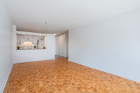 2 bedrooms Apartment for rent in Pointe-Claire Ideally located in Montreal Available now, this 2 bed... (image 1)