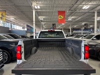 **FORMER DAILY RENTAL** **SPRING SPECIAL!** FEATURING : 2500HD, LONGBED, V8 POWERED, 4WD, CREWCAB, 6... (image 4)