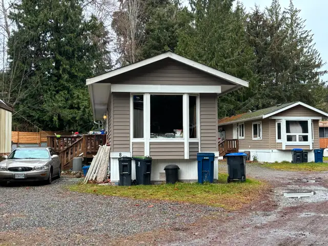 Mobile home park for sale on 2.4 acres in Sechelt BC in Commercial & Office Space for Sale in Sunshine Coast - Image 7
