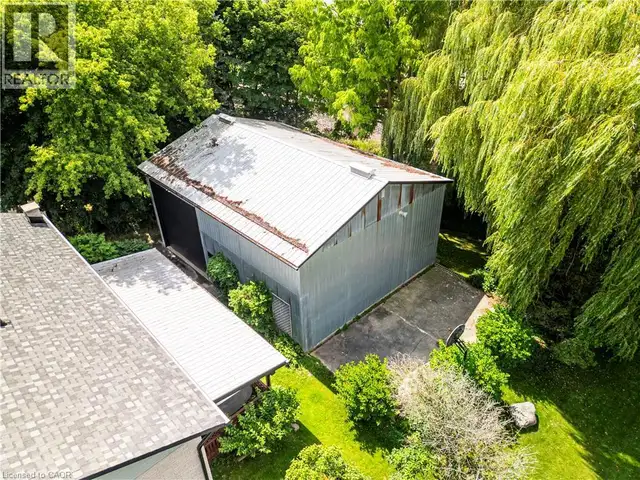 108 QUEENSWAY Drive St. Jacobs, Ontario in Houses for Sale in Kitchener / Waterloo - Image 4