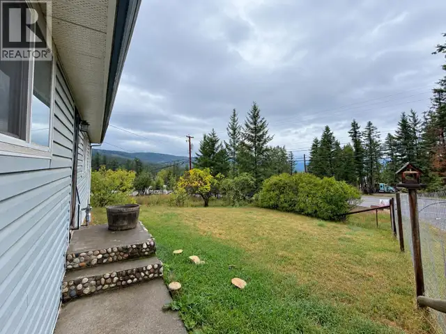 915 DOG CREEK ROAD Williams Lake, British Columbia in Houses for Sale in Williams Lake - Image 6