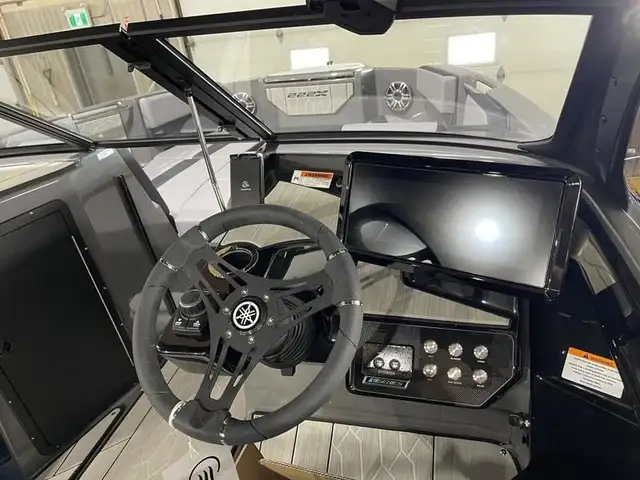 2025 Yamaha Boats 222XE - ADIOS TO SUMMER SALE! in Powerboats & Motorboats in Saskatoon - Image 7