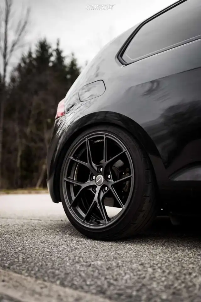 VW Golf R GTI Superspeed w/Summer tire Package 18 / 19" in Tires & Rims in Markham / York Region - Image 7