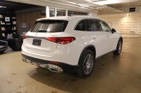 This Mercedes-Benz GLC 300 has a dependable Intercooled Turbo Gas/Electric I-4 2.0 L/121 engine powe... (image 6)