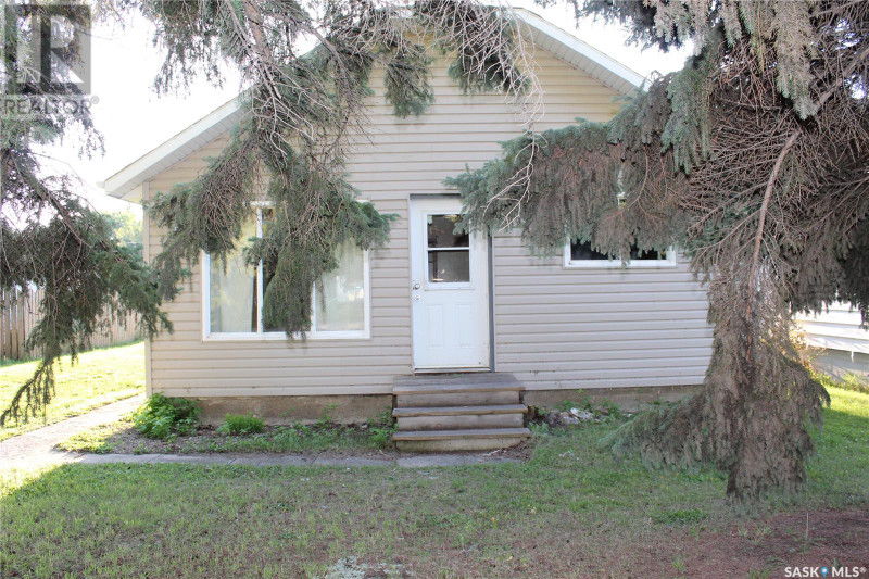 511 3rd AVENUE Cudworth, Saskatchewan Houses for Sale Saskatoon