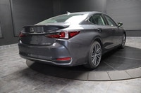 Discover the future of luxury driving in our 2025 Lexus ES 300H LUXURY, adorned in a sophisticated C... (image 2)