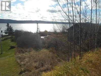 Oceanfront property in the scenic town of Springdale. Beautiful location to build that new dream hom...