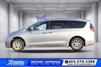 2021 Chrysler Pacifica Touring L Spacious, refined, and built with family comfort in mind, this 2021... (image 7)