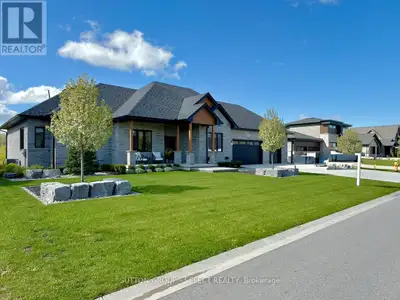 This is the kind of home that makes everyday living feel a little more like a getaway. Perfectly tuc...