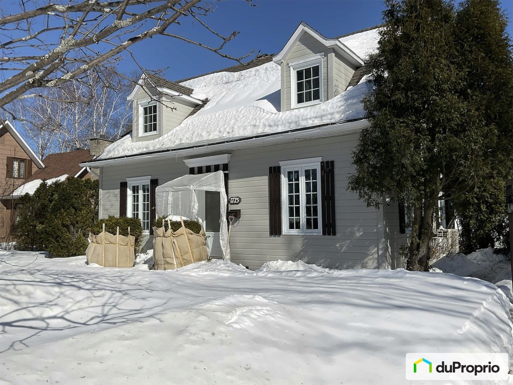 $387,000 - 1 1/2 Storey for sale in Alma — photo 1
