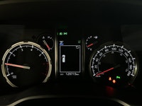 4-WHEEL DRIVE, LEATHER SEATING, HEATED & VENTILATED FRONT SEATS, NAVIGATION, BLIND SPOT MONITOR Expe... (image 8)