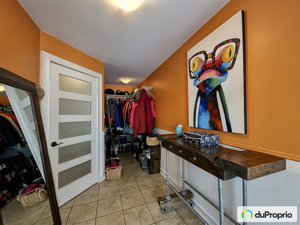 $674,900 - Bungalow for sale in Granby — photo 3