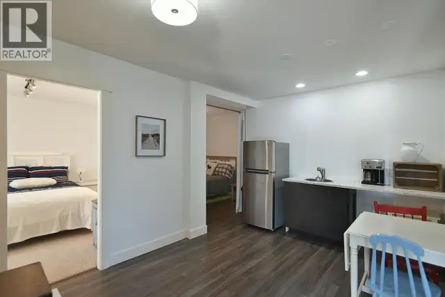 605 WOODLAND AVENUE Gibsons, British Columbia in Condos for Sale in Sunshine Coast - Image 24