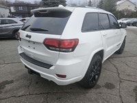2018 Jeep Grand Cherokee High Altitude All of our vehicles come certified! We always stand behind ou... (image 2)