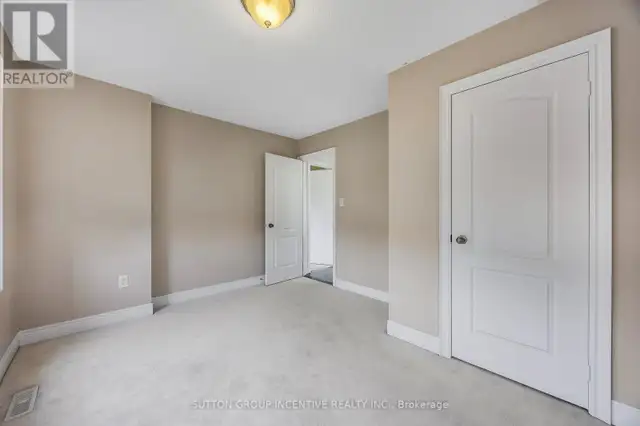 76 FORSYTH CRESCENT Barrie (West Bayfield), Ontario in Houses for Sale in Barrie - Image 19