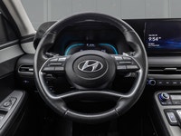 *Sunroof, Heated Seats, Android Auto, Apple CarPlay, Navigation!* With its impressive features list,... (image 8)