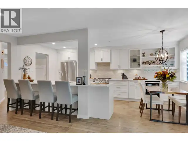 10 2401 MAMQUAM ROAD Squamish, British Columbia in Condos for Sale in Sunshine Coast - Image 6