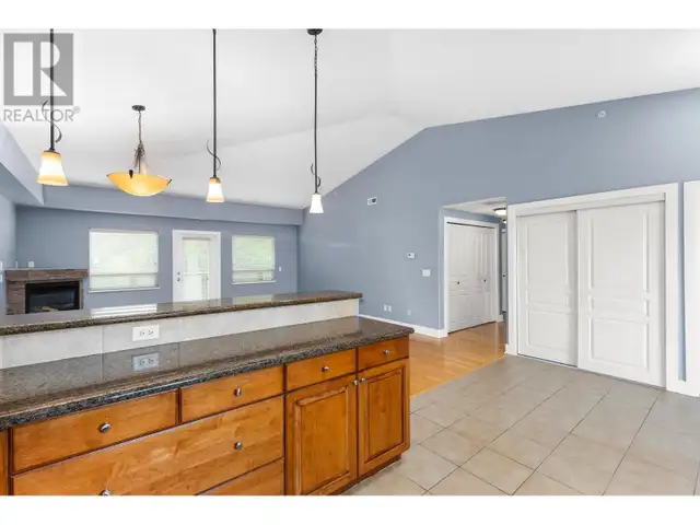 3996 Beach Avenue Unit# 335 Peachland, British Columbia in Condos for Sale in Penticton - Image 12
