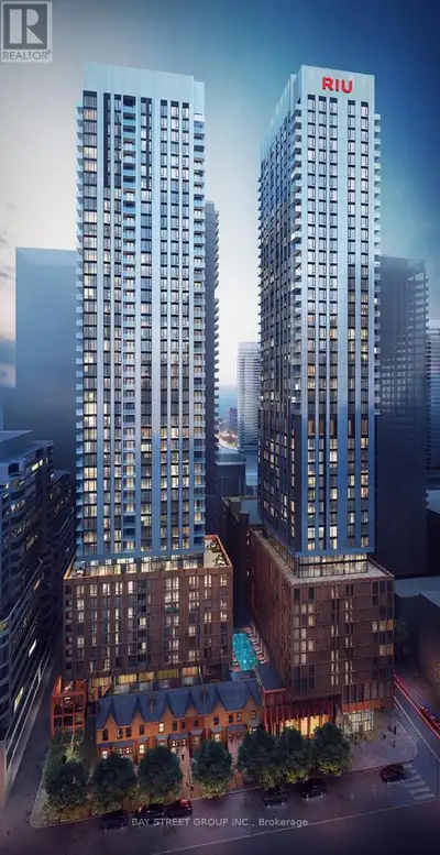 2405 - 8 WIDMER STREET Toronto (Waterfront Communities), Ontario