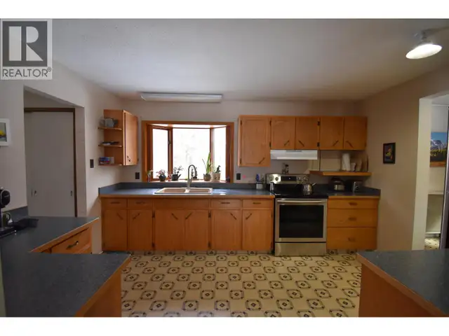1055 HUDSON BAY MOUNTAIN ROAD Smithers, British Columbia in Houses for Sale in Smithers - Image 14