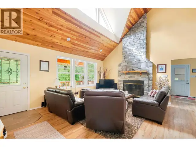2926 WOESTE AVENUE Terrace, British Columbia in Houses for Sale in Terrace - Image 6