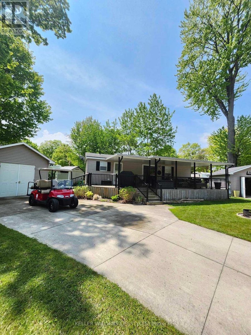 JJ22 9338 WEST IPPERWASH ROAD Lambton Shores, Ontario Houses for