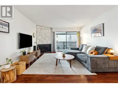 Welcome to this bright and spacious top-floor home in the heart of Central Lonsdale! This dog-friend...