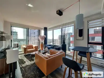 Luxueux condo W Phase III dans un récent immeuble (2017) de Griffintown, à quelques pas de la gare R...