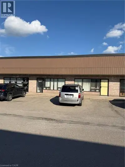 Industrial unit for sale. Ideal for an investor or end user. Great for manufacturing, office, wareho...