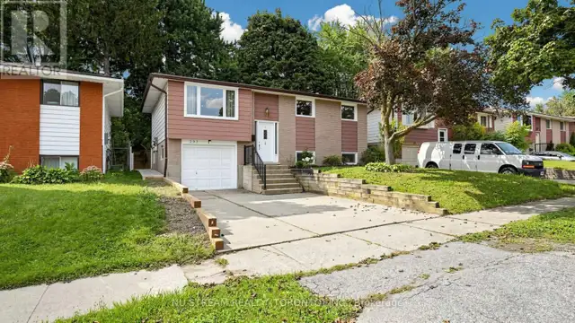 297 TOLL GATE BOULEVARD Waterloo, Ontario in Houses for Sale in Kitchener / Waterloo - Image 3