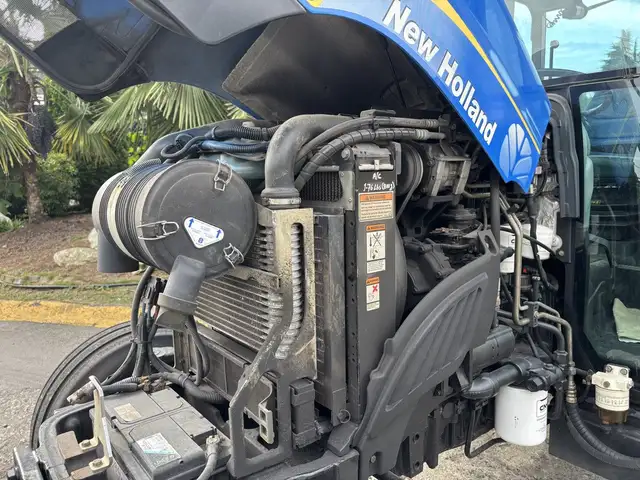 2009 New Holland T4020 Utility Tractor in Heavy Trucks in Delta/Surrey/Langley - Image 61