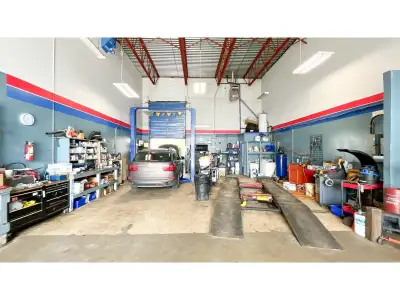 Zoning IL Warehouse for sale! Renovated in 2021, with potential to add a mezzanine for extra space....