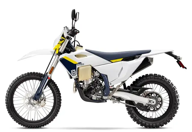 2025 Husqvarna FE 350s in Sport Touring in Longueuil / South Shore - Image 5