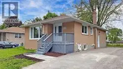 133 HARRISON DRIVE Newmarket (Bristol-London), Ontario