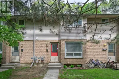 32 - 550 SECOND STREET London East (East H), Ontario